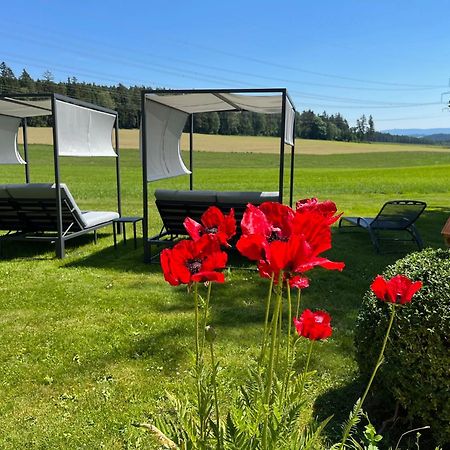 Landhotel Lindenhof Военщраус Екстериор снимка